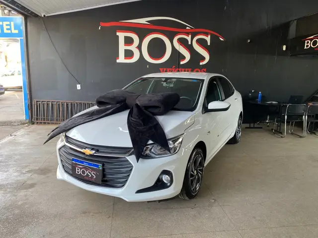 Carro Chevrolet Onix Plus 2024 LT 1.0 Turbo (Aut.)