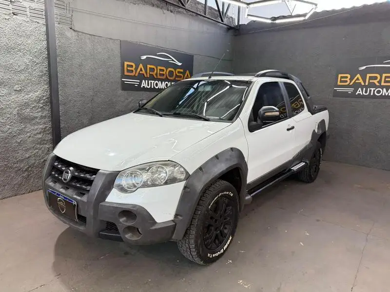 Fiat Strada Adventure 1.8 16V (Flex) (Cabine Dupla)