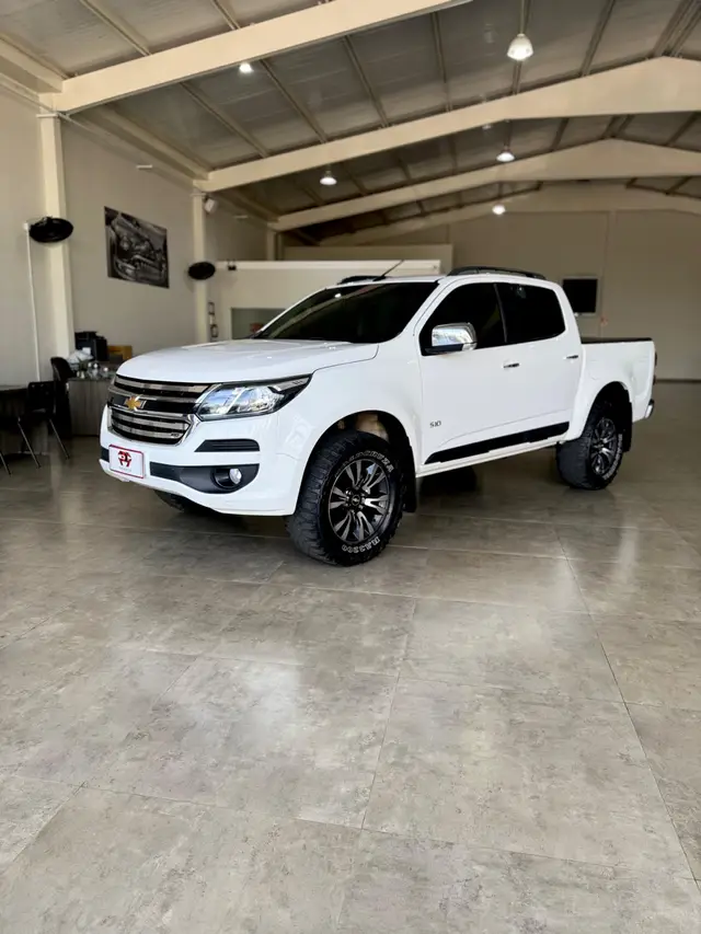 Carro Chevrolet S10 Cabine Dupla 2018 S10 2.5 ECOTEC SIDI LTZ 4x2 (Cabine Dupla) (Aut)