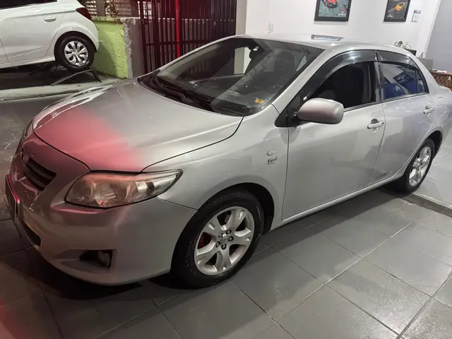 Carro Toyota Corolla 2011 Sedan GLi 1.8 16V (flex)
