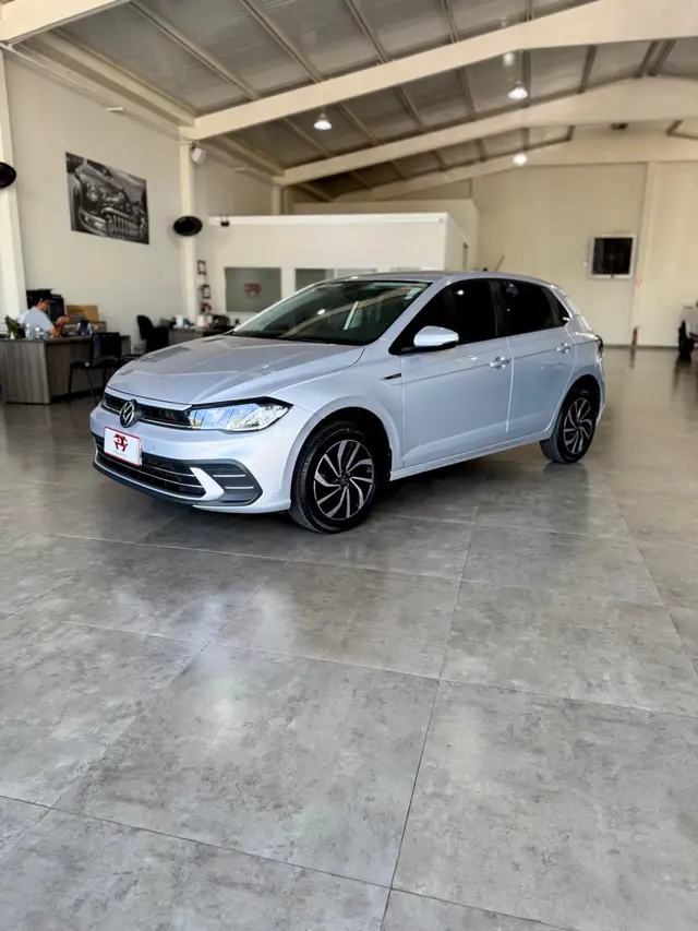 Carro Volkswagen Polo 2024 Highline (Aut) (Flex)