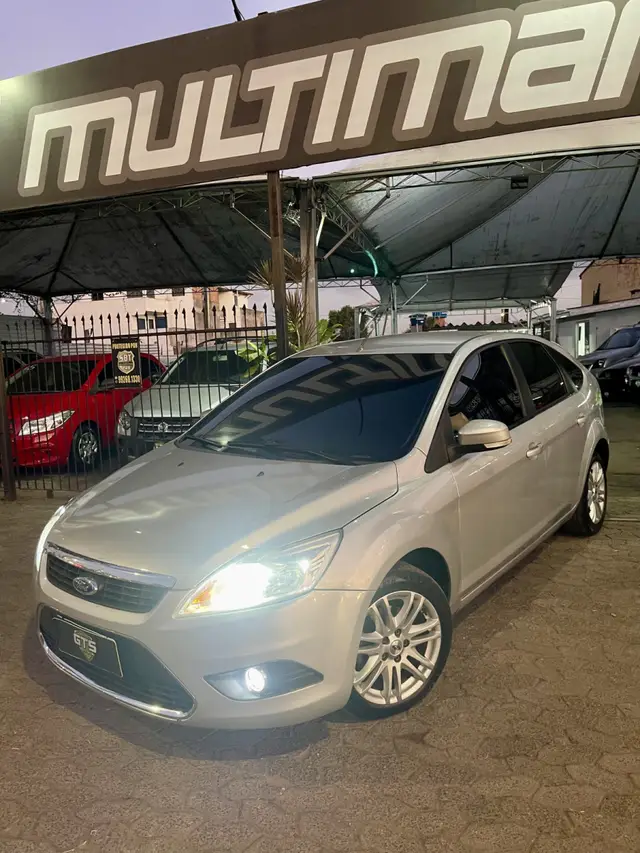 Carro Ford Focus Hatch 2011 GLX 1.6 16V (Flex)