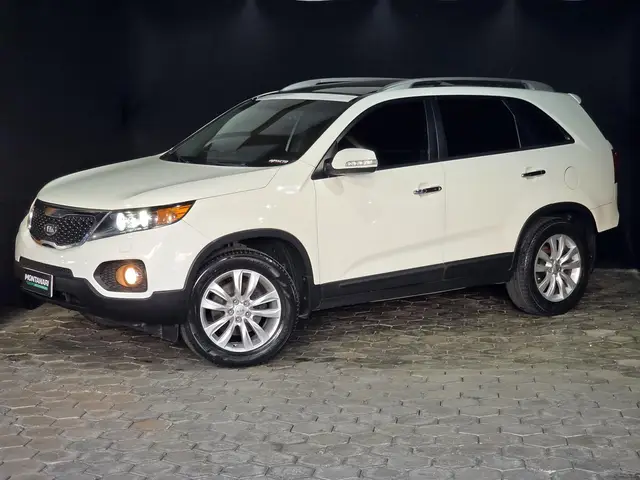 Carro Kia Sorento 2012 2.4 16V 4x2 (Aut)