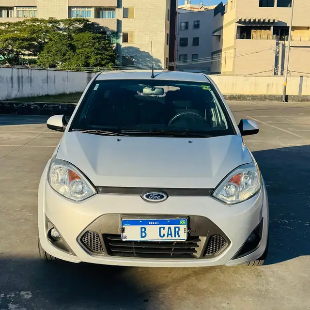 Carro Ford Fiesta Hatch 2014 1.6 (Flex)