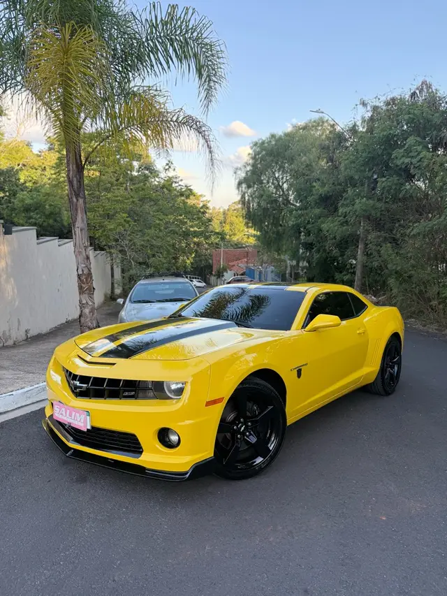 Carro Chevrolet Camaro 2011 6.2 2SS