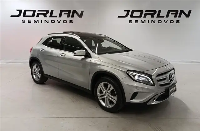 Carro Mercedes-Benz GLA 200 2017 GLA 200 1.6 Advance