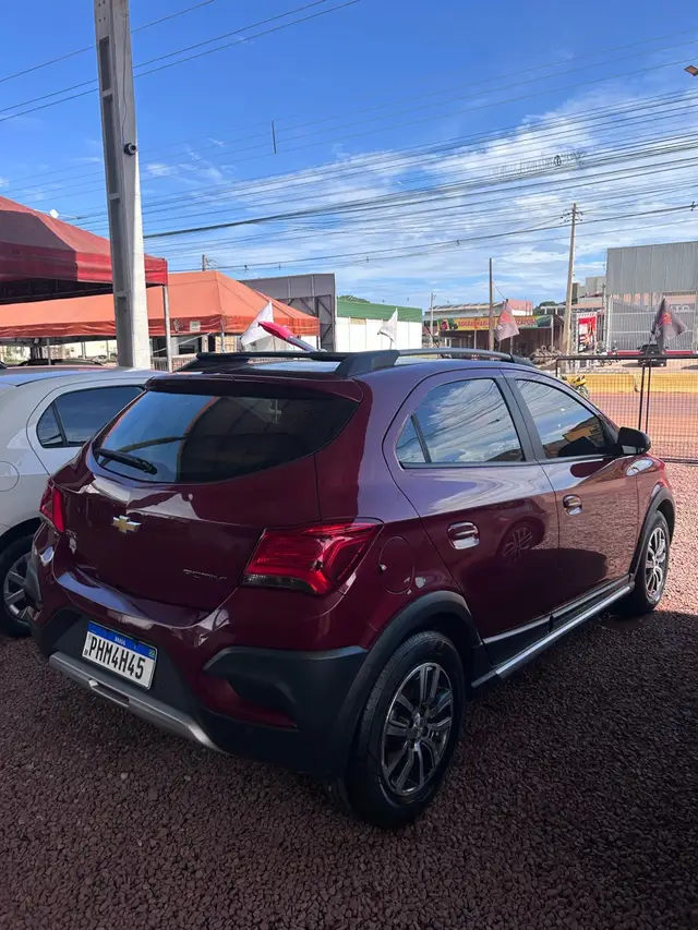 Carro Chevrolet Onix 2018 1.4 Activ SPE/4 (Aut)