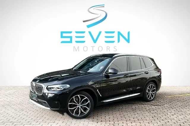 Carro BMW X3 2023 xDrive30e X Line 2.0 Turbo (Aut.) (Híb.)