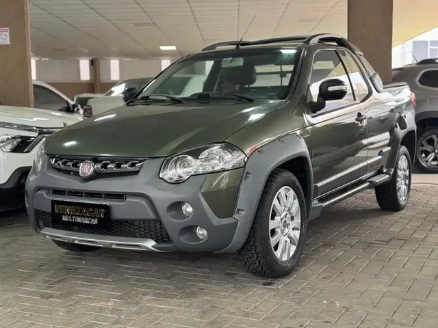 Carro Fiat Strada 2014 Adv.1.8 16V Dualogic Flex CE