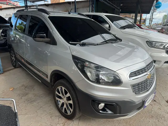 Carro Chevrolet Spin 2016 Activ 1.8 (Flex) (Aut)