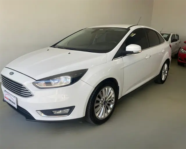 Carro Ford Focus Sedan 2016 2.0 16V/2.0 16V Flex 4p Aut.