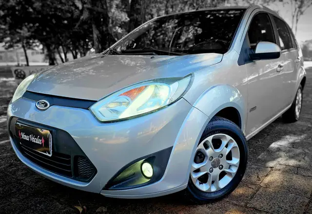 Carro Ford Fiesta Hatch 2011 1.6 (Flex)