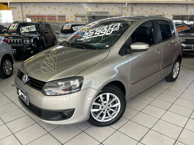 Carro Volkswagen Fox 2013 1.6 VHT Prime (Flex)