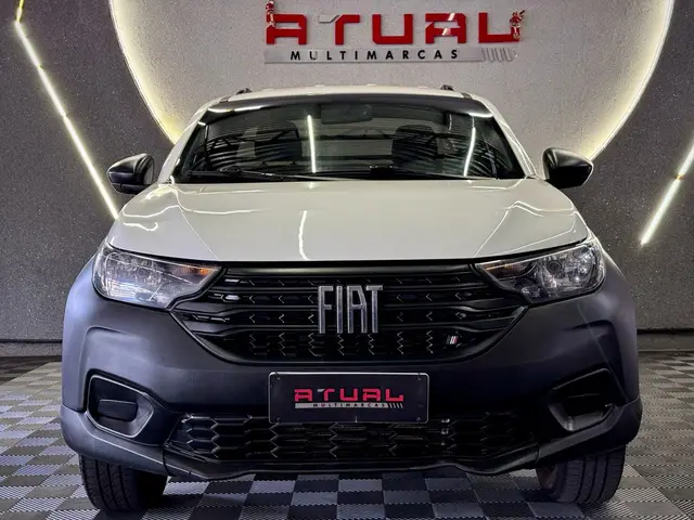 Carro Fiat Strada 2023 Endurance 1.4 Cabine Plus (Flex)