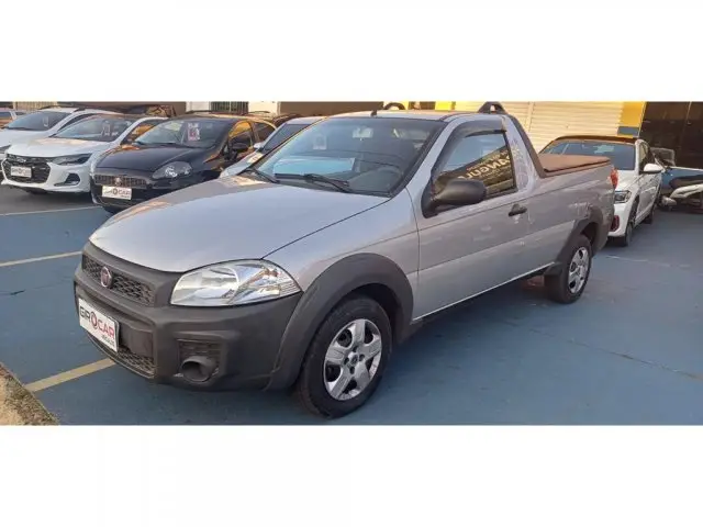 Carro Fiat Strada 2016 Working 1.4 (Flex)