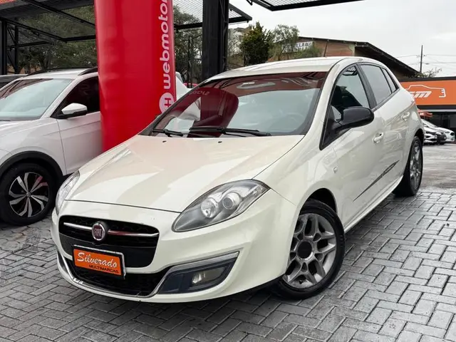 Carro Fiat Bravo 2016 BlackMotion 1.8 16V (Flex)