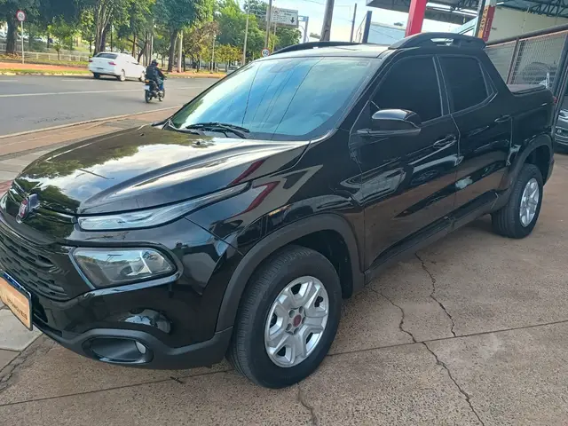 Carro Fiat Toro 2017 Freedom 1.8 AT6 4x2 (Flex)