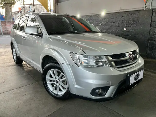 Carro Fiat Freemont 2014 2.4 16V Emotion (Aut)