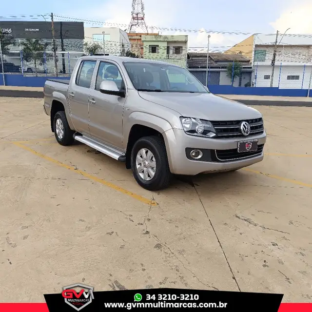 Carro Volkswagen Amarok 2013 2.0 S 4x4 TDi (Cab Dupla)