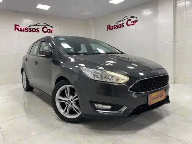 Carro Ford Focus Hatch 2018 SE 1.6 16V TiVCT