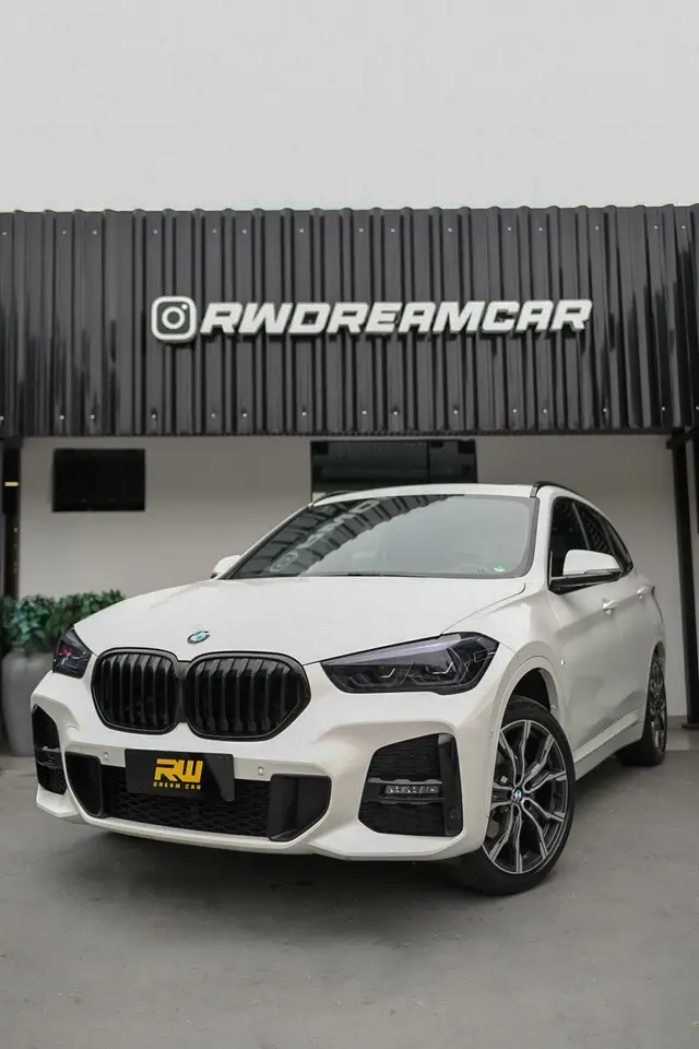 Carro BMW X1 2022 sDrive20i M Sport 2.0 Turbo (Flex) (Aut)