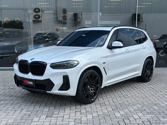 Carro BMW X3 2022 XDRIVE 30e M Sport Turbo Aut. (Híb.)