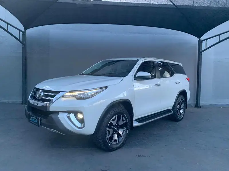 Toyota Hilux 2.7 SR CD 4x2 (Flex)