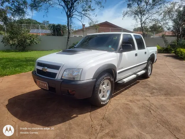Carro Chevrolet S10 Cabine Simples 2011 S10 Colina 4x2 2.8 Turbo Electronic (Cab Simples)