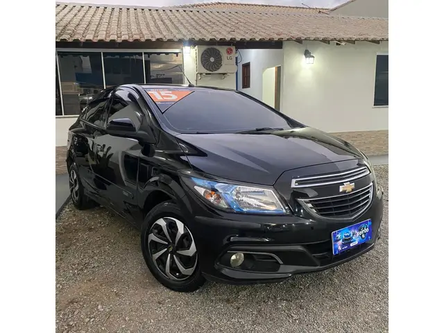 Carro Chevrolet Onix 2015 1.4 LT SPE/4