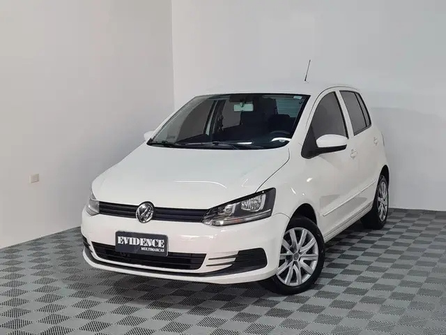 Carro Volkswagen Fox 2017 1.0 MPI Trendline (Flex)