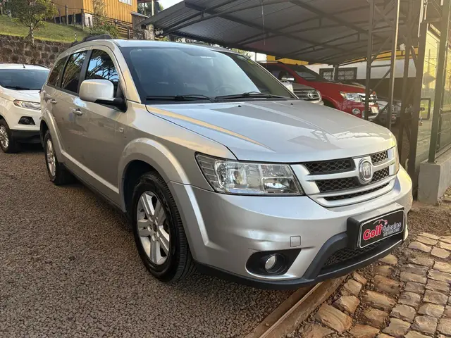 Carro Fiat Freemont 2013 2.4 16V Emotion (Aut)