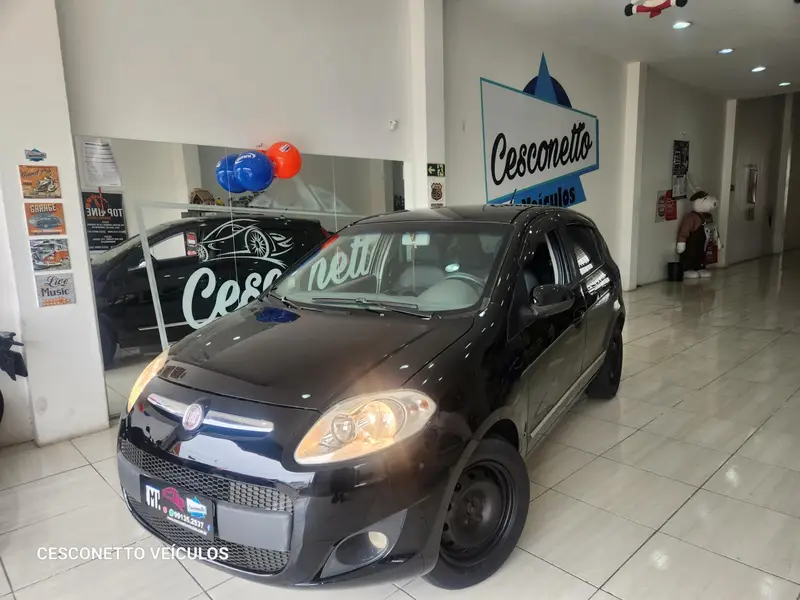 Fiat Palio Attractive 1.0 8V (Flex)