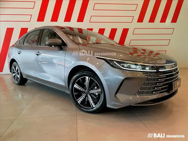 Carro BYD King 2025 DM-i GS