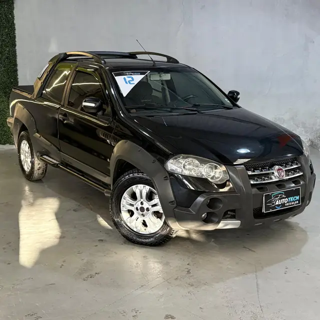 Carro Fiat Strada 2012 Adventure 1.8 16V (Flex) (Cabine Dupla)