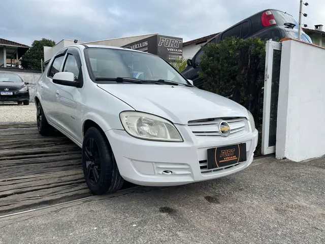 Carro Chevrolet Prisma 2011 Maxx 1.4 (Flex)