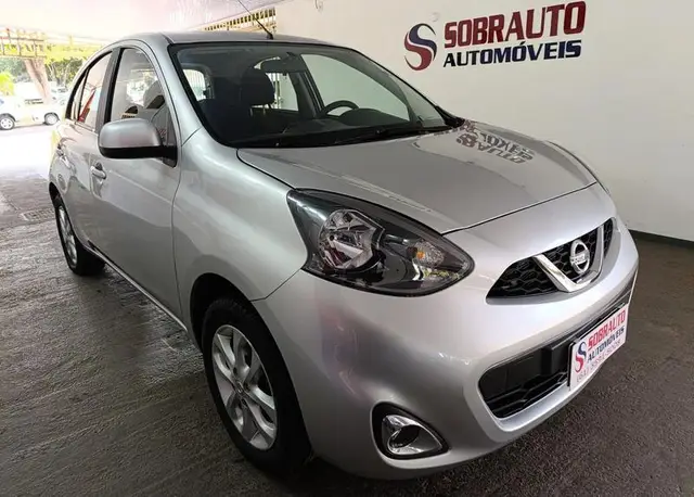 Carro Nissan March 2018 1.6 16V SV CVT (Flex)