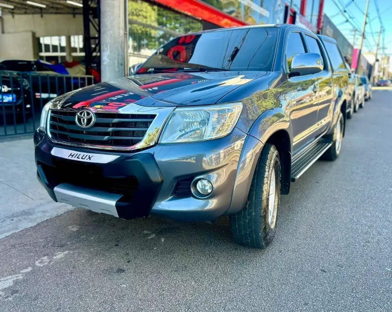 Toyota Hilux Cabine Dupla Hilux 2.7 SR CD 4x2 (Flex) (Aut)