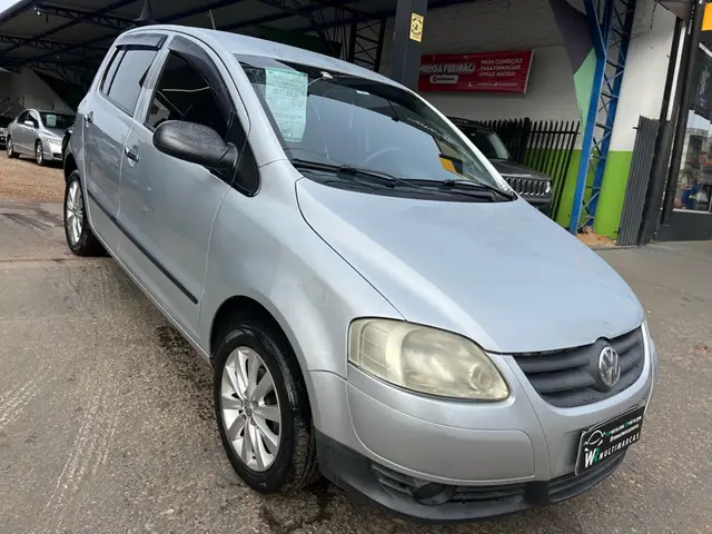 Carro Volkswagen Fox 2009 City 1.0 8V (Flex)