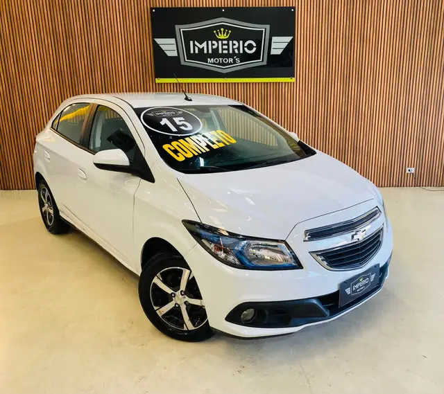 Carro Chevrolet Onix 2015 1.4 LT SPE/4