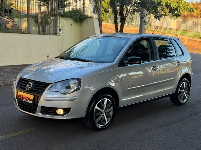Carro Volkswagen Polo 2009 Hatch. Sportline 1.6 8V (Flex)
