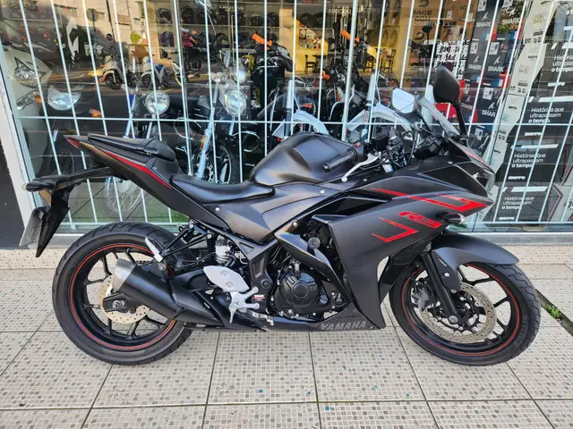 Carro Yamaha YZF R3 2018 (ABS)