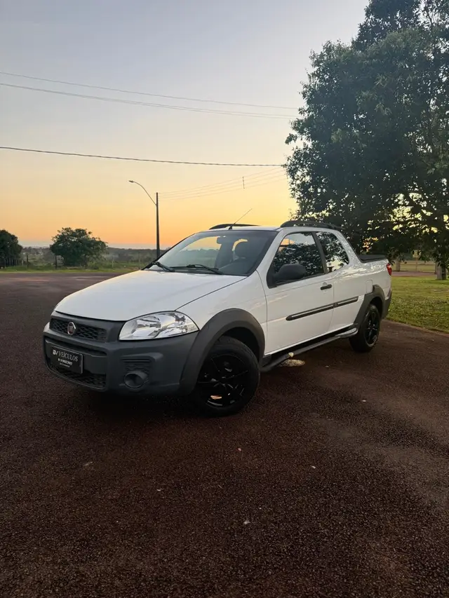 Carro Fiat Strada 2018 Hard Working 1.4 (Flex) (Cabine Dupla)