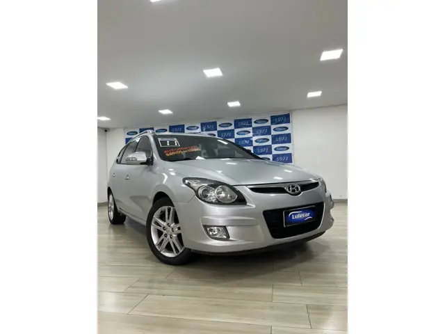 Carro Hyundai i30 CW 2011 2.0i GLS (Aut)