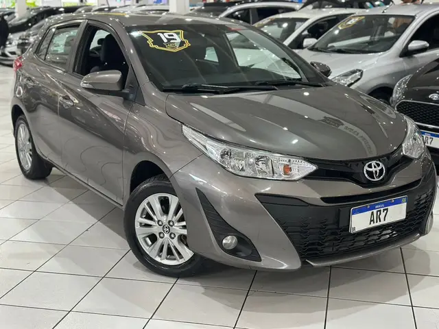 Carro Toyota Yaris 2019 1.3 XL Plus Tech CVT (Flex)