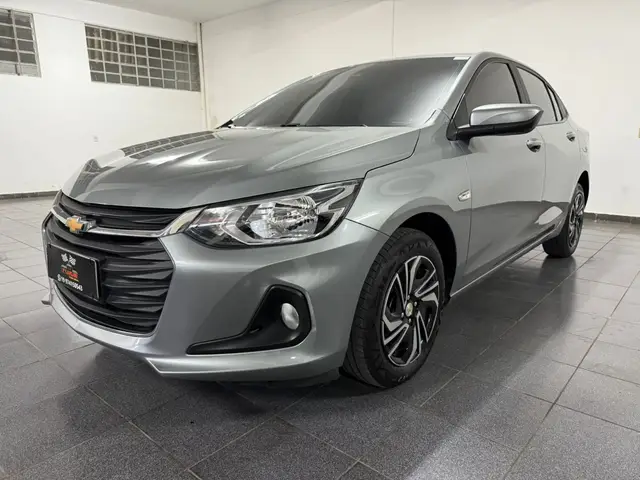 Carro Chevrolet Onix Plus 2024 LT 1.0