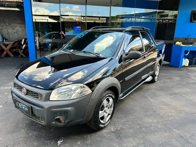 Carro Fiat Strada 2018 Hard Working 1.4 (Flex) (Cabine Dupla)