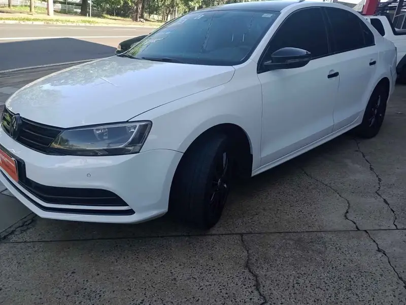 Volkswagen Jetta 2.0 Trendline Tiptronic (Flex)