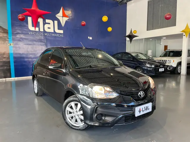 Carro Toyota Etios 2021 X Plus 1.5 (Flex)