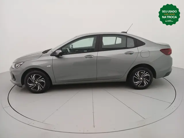 Carro Chevrolet Onix Plus 2024 LT 1.0