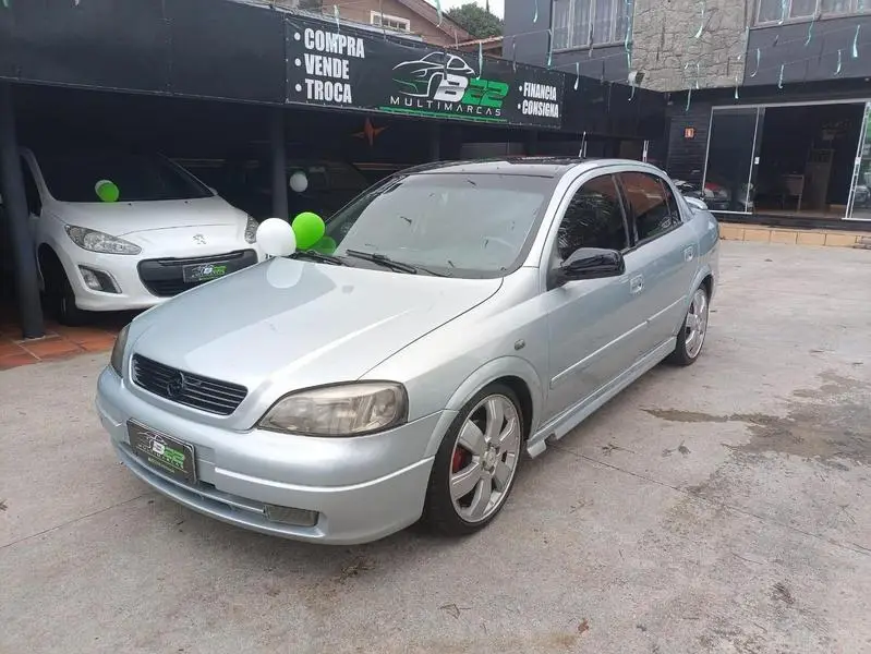 Chevrolet Astra Sedan GL Milenium 1.8 MPFi